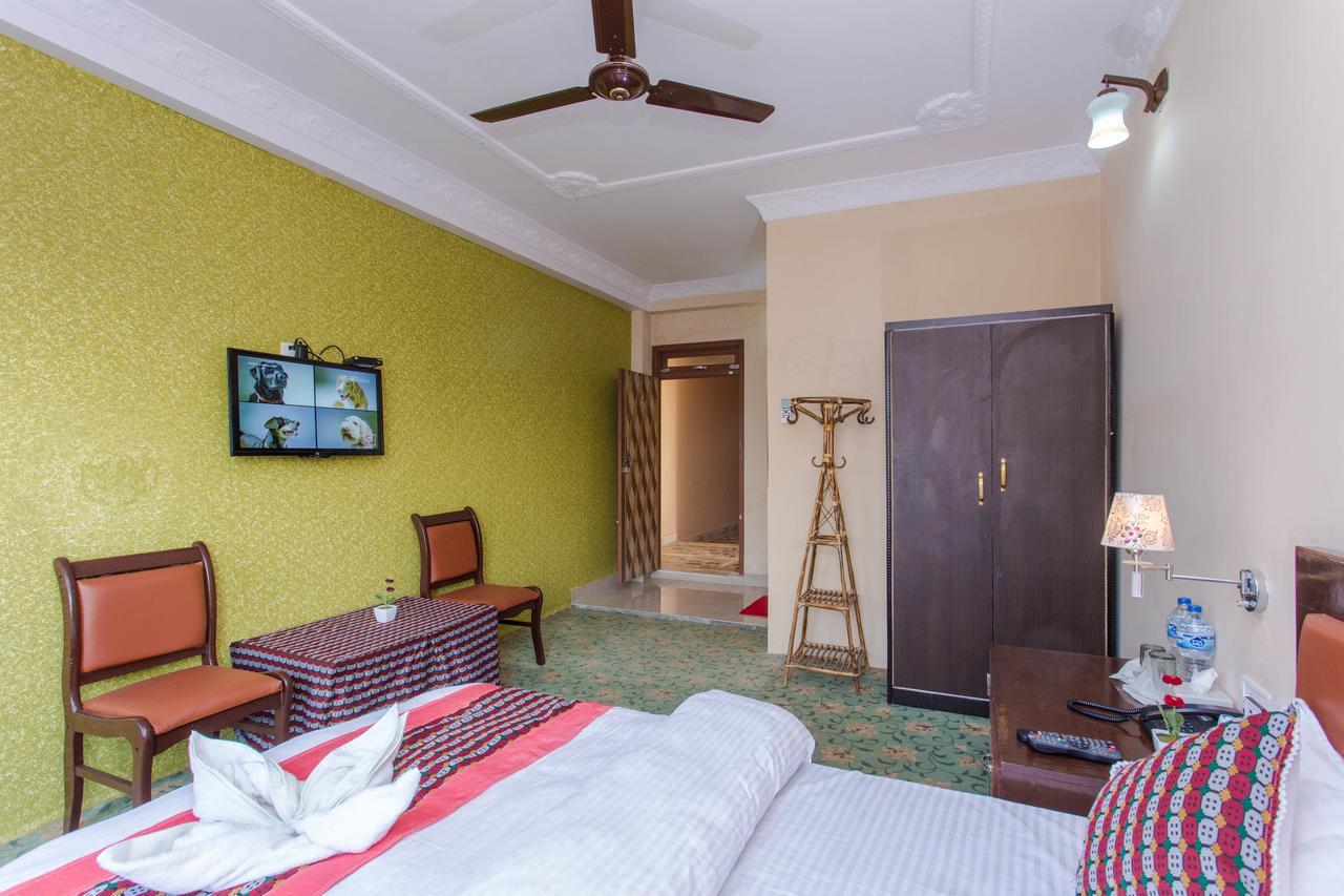 Hotel The Ranimahal Tānsen Extérieur photo