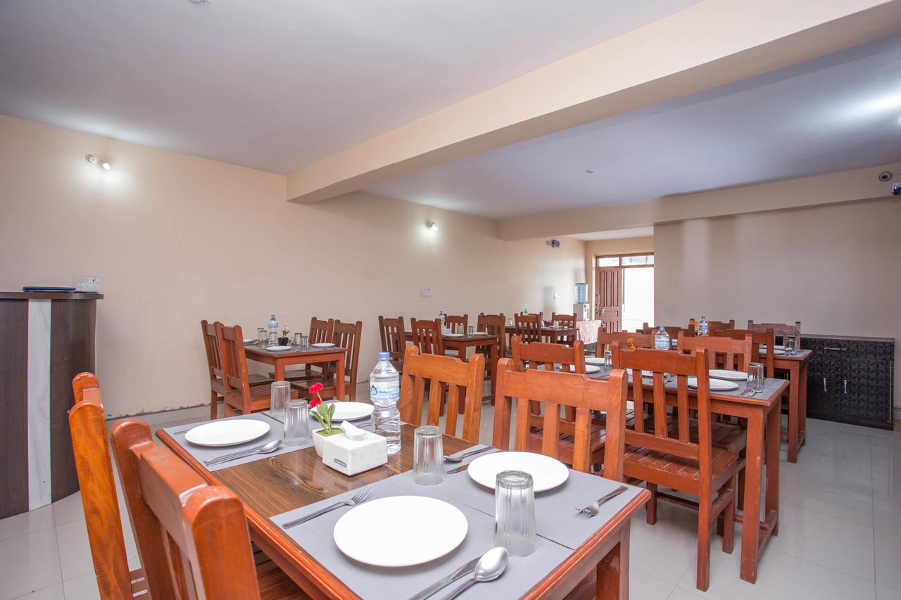 Hotel The Ranimahal Tānsen Extérieur photo